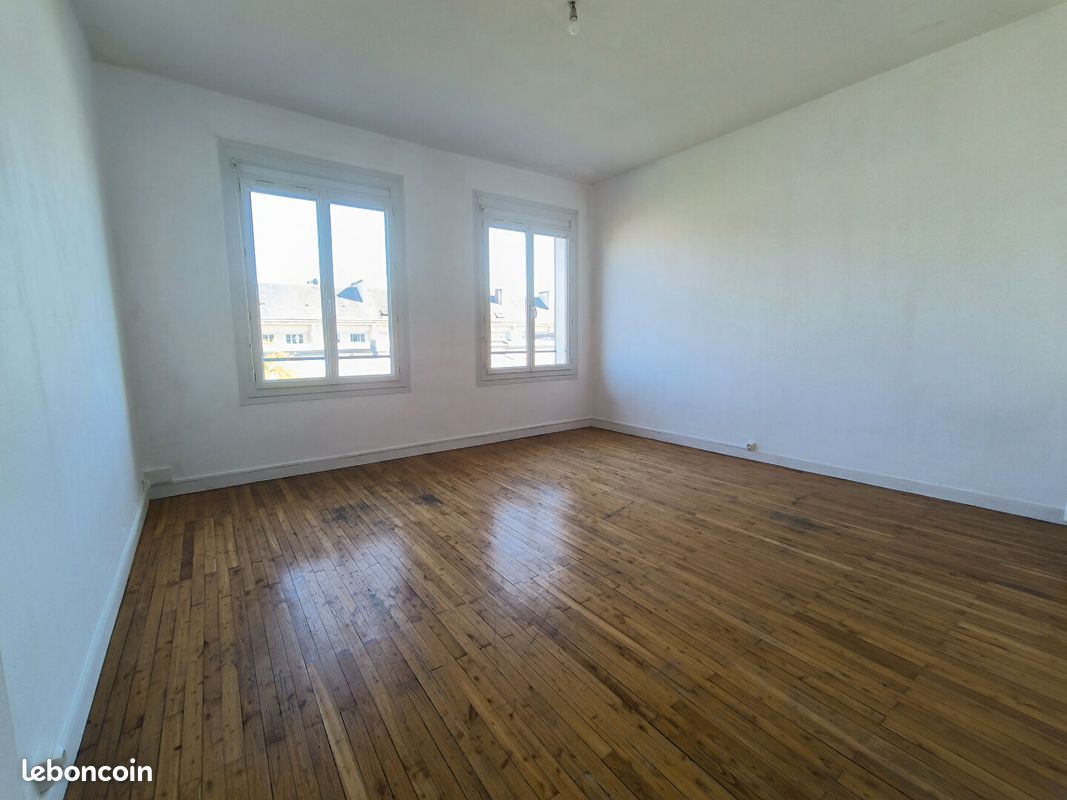 Appartement 3 pièces 84 m² · à Saint-Nazaire · 84 m² · 910 €/mois