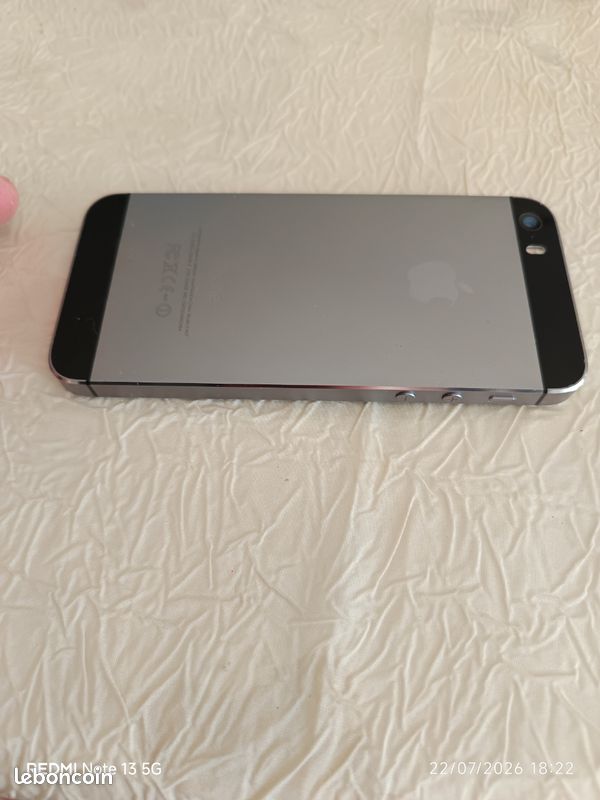 I phone 5 (image 8)