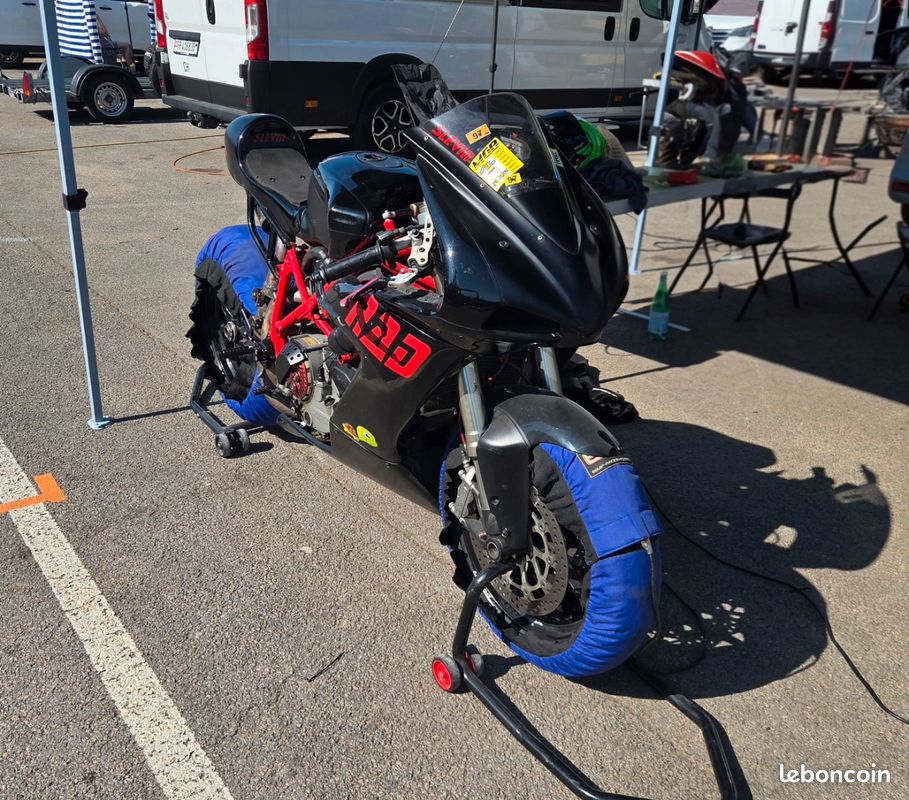 Ducati Radical piste (image 1)
