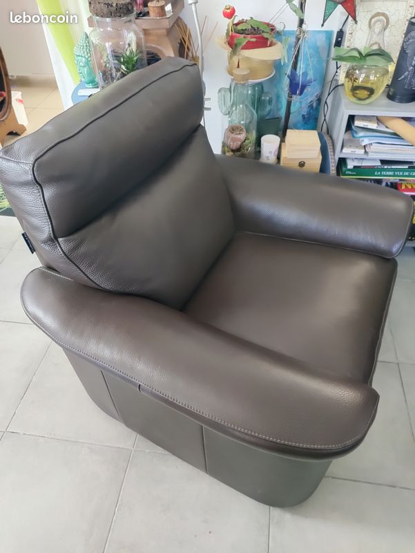 Fauteuil cuir marron (image 5)