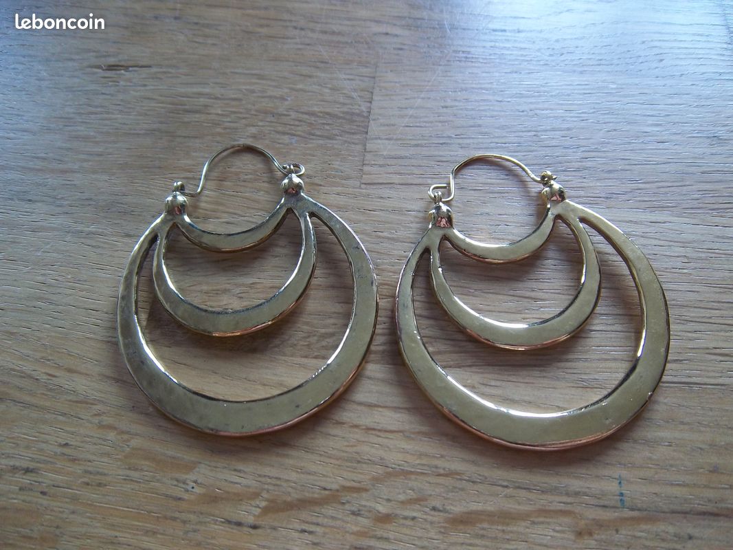 3 Paires De Boucles D'oreilles Style Scooter - Occasion - Modèles Variés