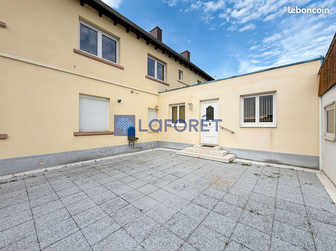 Appartement 4 pièces 150 m² · à Saverne · 150 m² · 890 €
