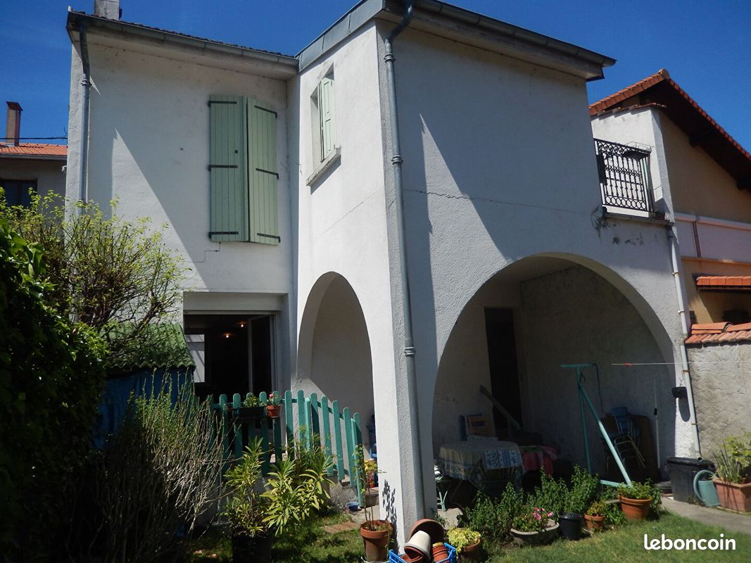 Maison 5 pièces 90 m² · à Saint-Girons · 90 m² · 156 500 €