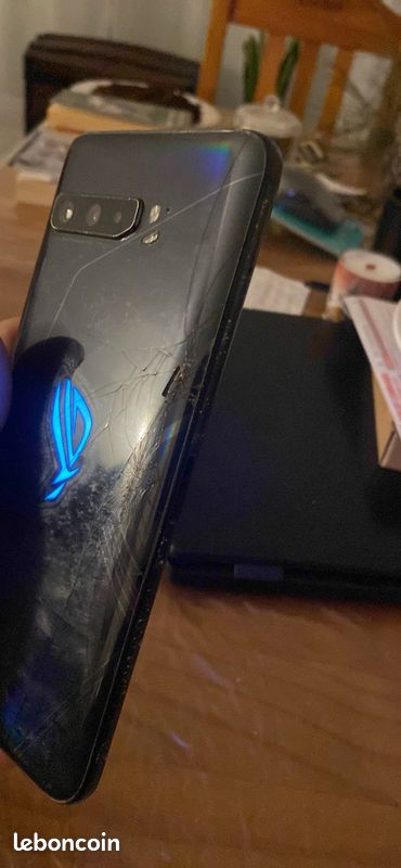 Téléphone asus ROG (image 4)
