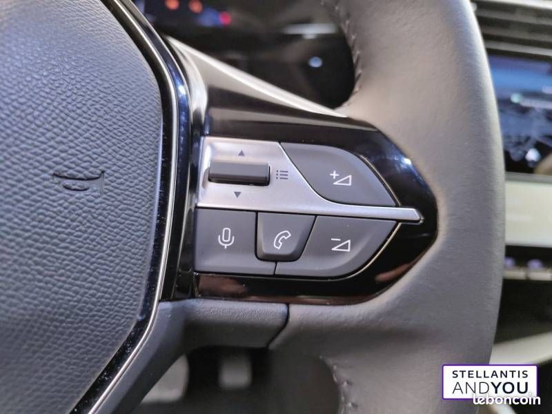 Peugeot 308 Hybrid 145 e-DCS6 Allure (image 25)