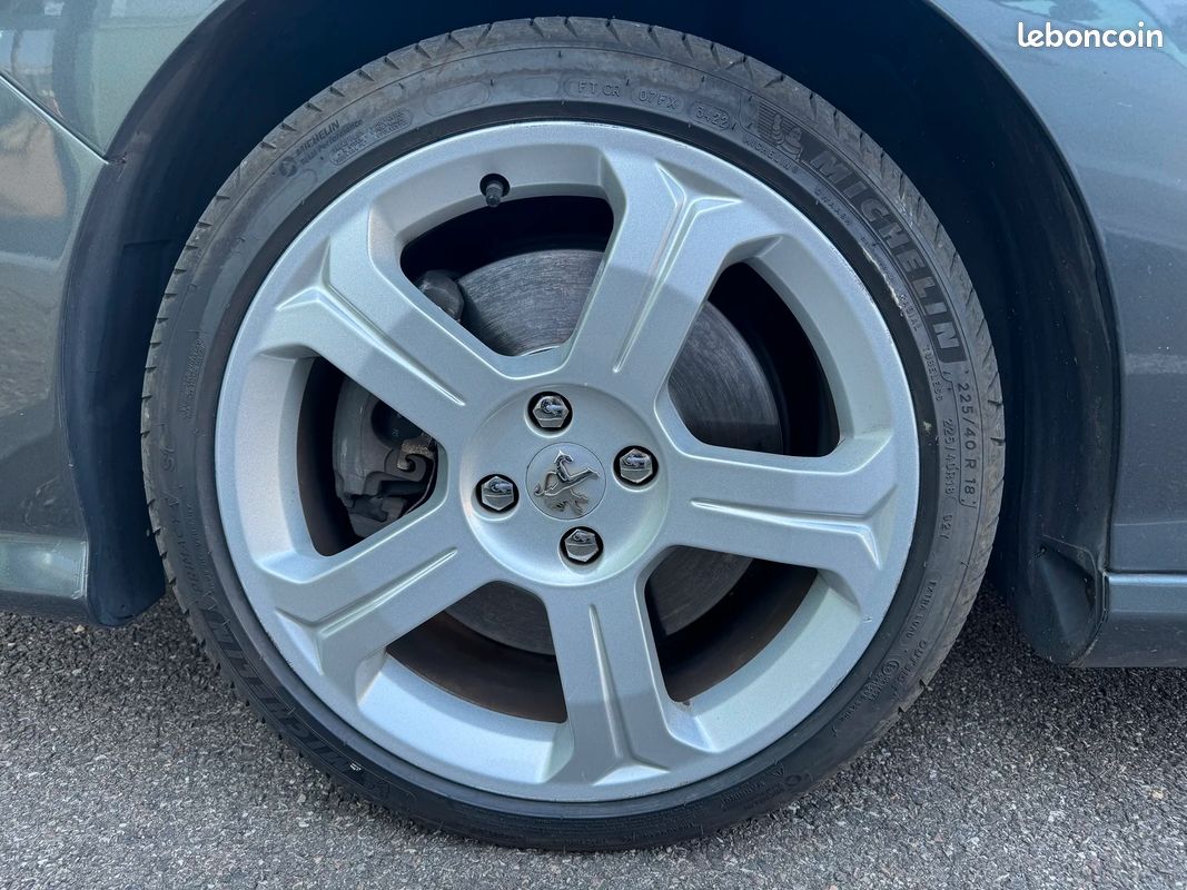 PEUGEOT 308 1.6 THP 200ch GTi (image 30)