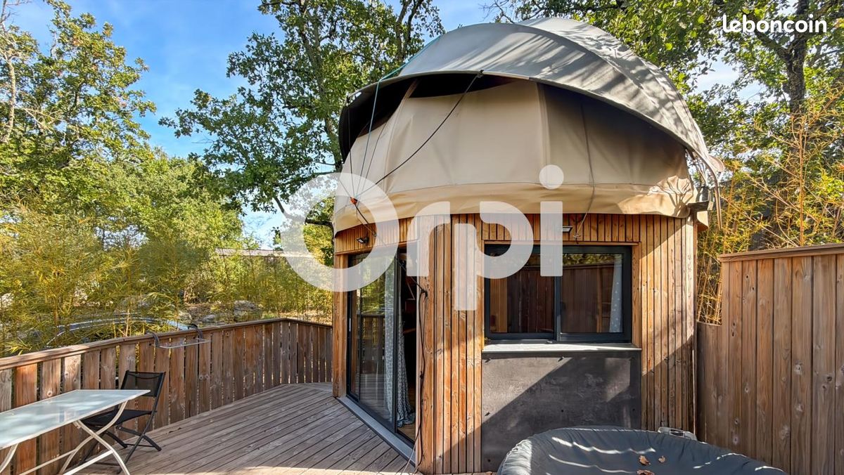 Maison 2 pièces 28 m² · à Ruoms · 28 m² · 71 500 €