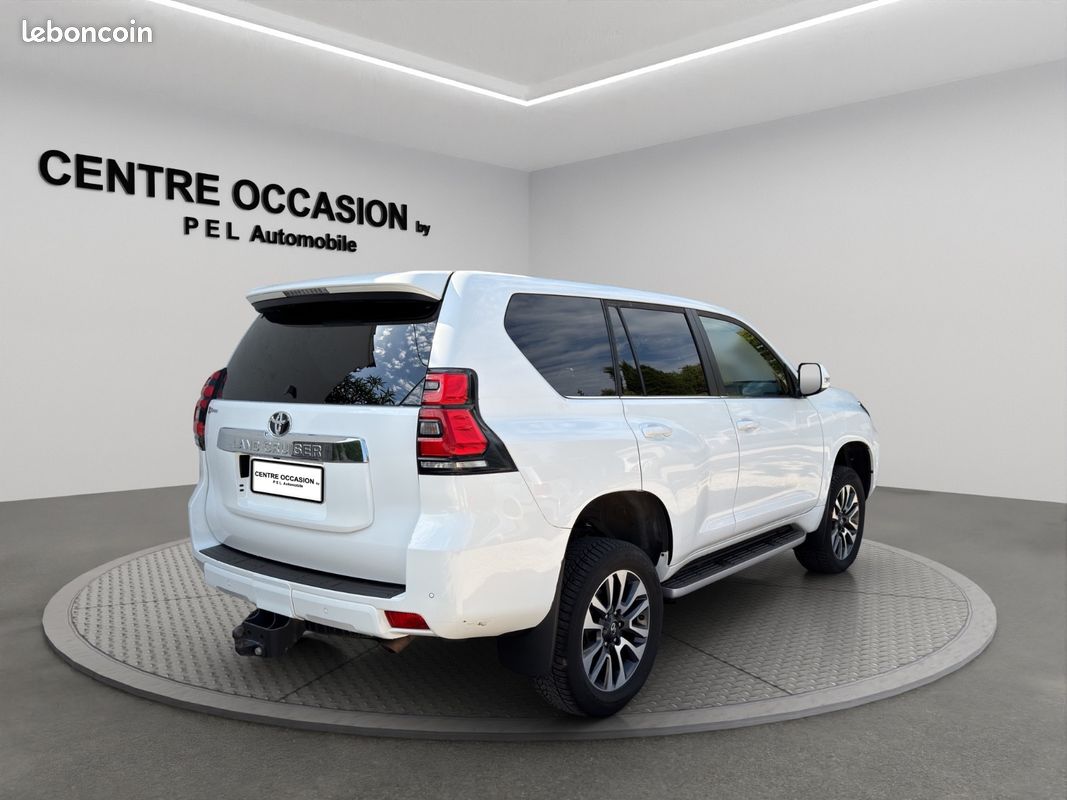 Toyota Land Cruiser 2.8 D4D 204 BVA -41 658 HT- (image 2)