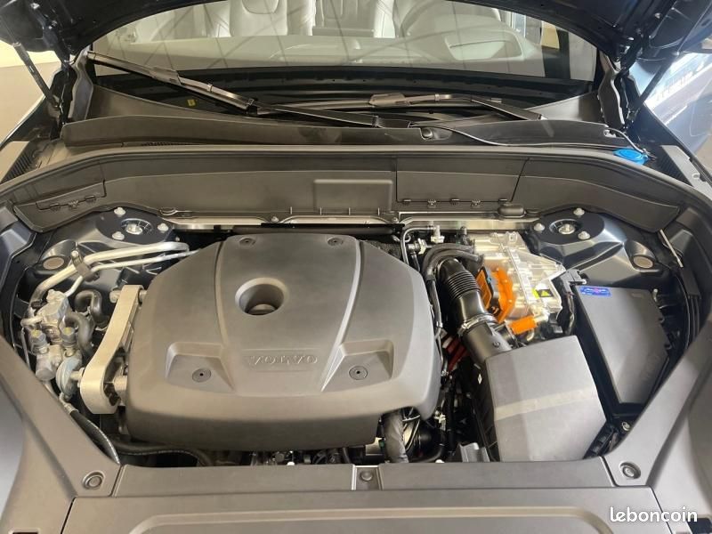 Volvo XC90 T8 AWD 250 + 156ch Black Edition Geartronic (image 24)