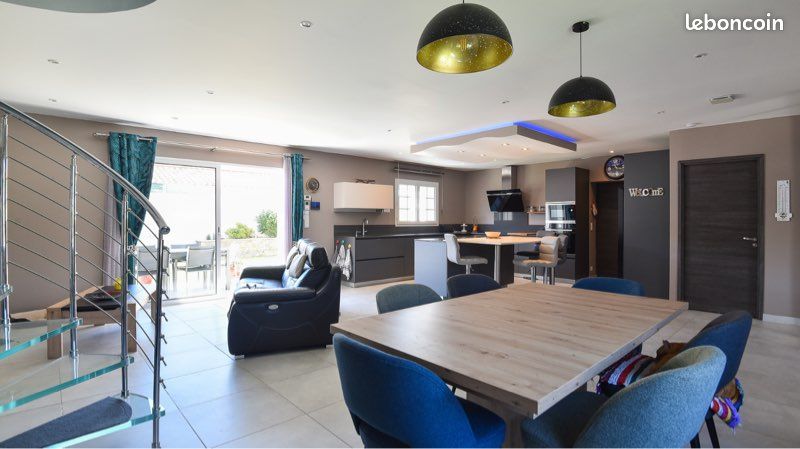 Maison 7 pièces 184 m² · à Biriatou · 184 m² · 729 000 €