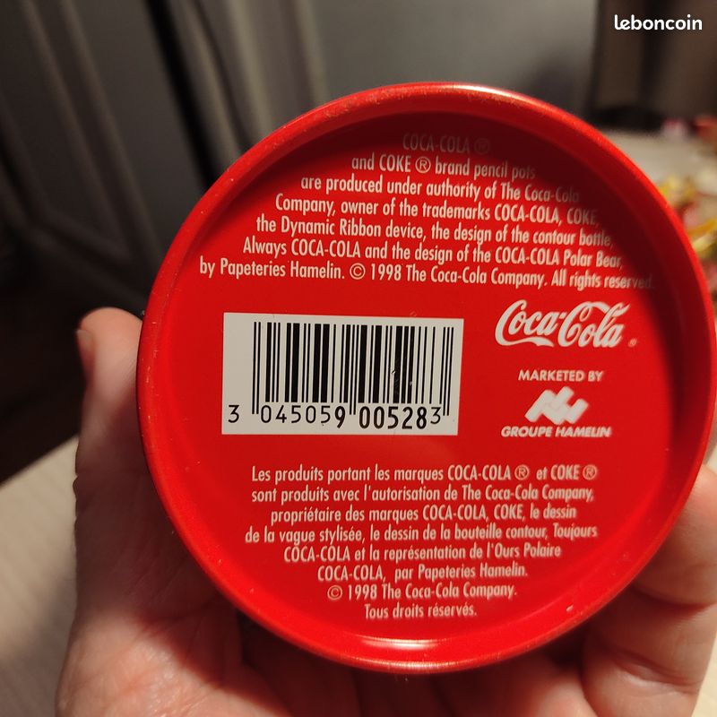 Art194 - pot a crayons coca cola 1998 (image 2)