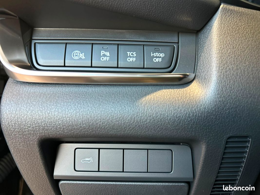 MAZDA CX-30 2.5L e-SKYACTIV G M Hybrid 140 ch 4x2 BVM6 Homura (image 14)