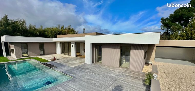 Maison 6 pièces 226 m²
