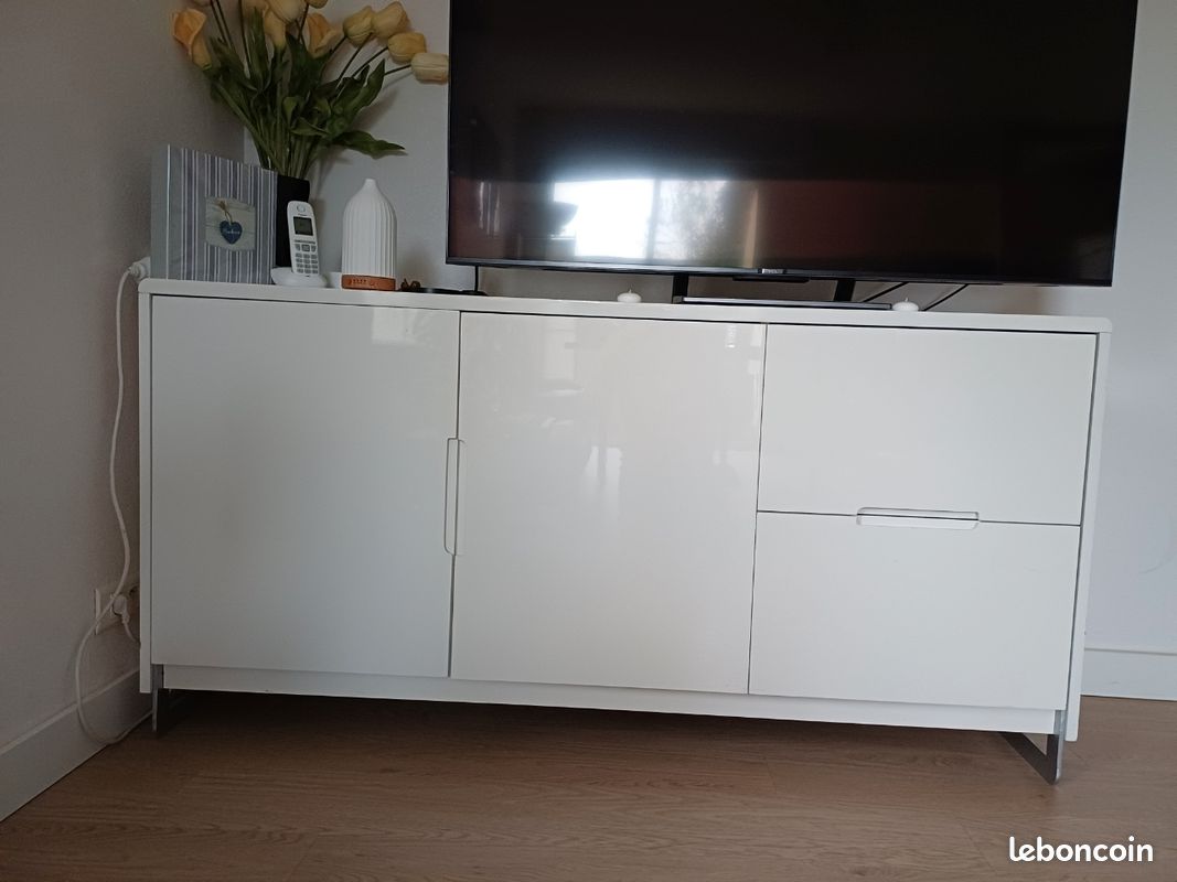 Meuble TV avec rangement (image 1)