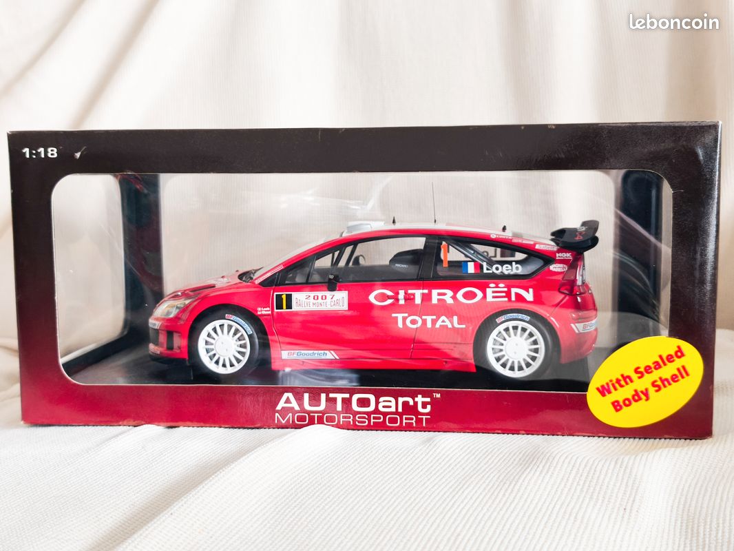 Autoart Citroën C4 WRC Loeb 1:18 de segunda mano por 249 EUR en Córdoba en WALLAPOP