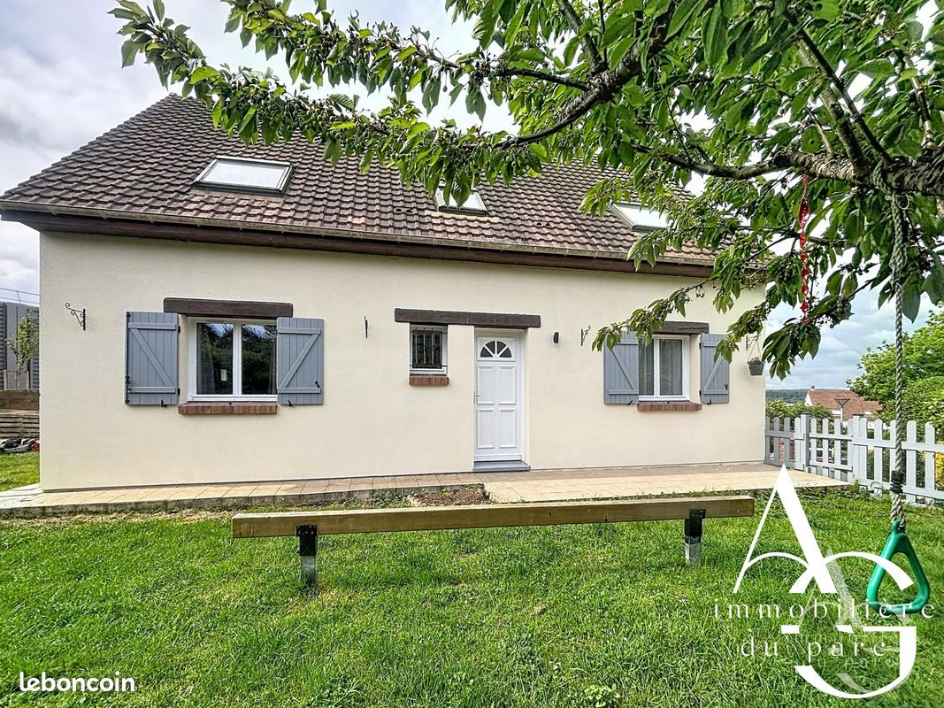 Maison 5 pièces 121 m² · à Le Trait · 121 m² · 243 000 €