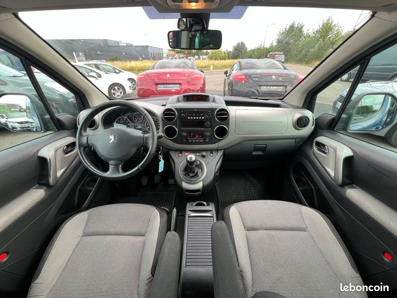 PEUGEOT PARTNER TEPEE FAMILIALE 1.6 HDI 110ch (image 6)