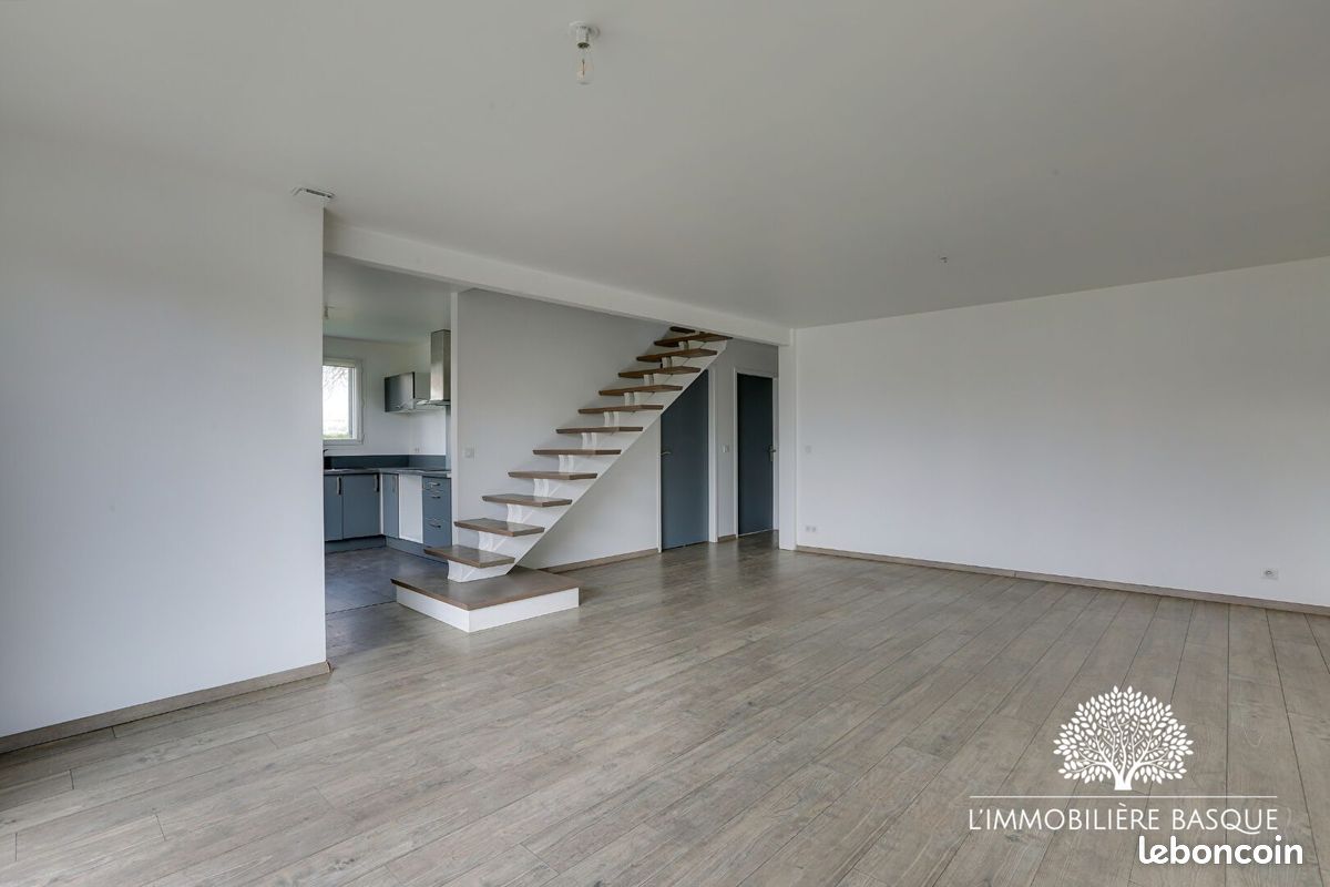 Maison 4 pièces 97 m² · à Bassussarry · 97 m² · 479 000 €