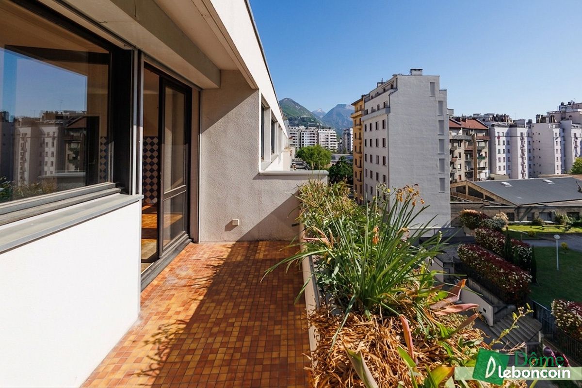 Appartement 2 pièces 48 m² · à Grenoble · 48 m² · 115 500 €