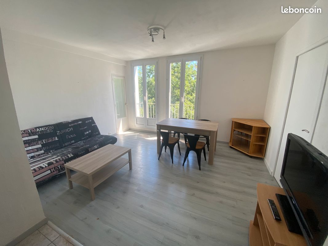 Appartement 4 pièces 71 m² · à Quimper · 70,5 m² · 950 €