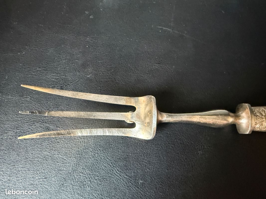 ANCIEN PIQUE FOURCHETTE en fer forgé pour cheminée ancienne XVIII° art populaire EUR 12,45