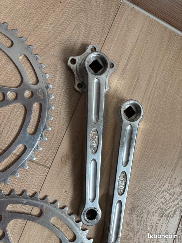 Pédalier Stronglight 49D Triple Plateaux – Modèles Routens/Herse – Vélo Rétro