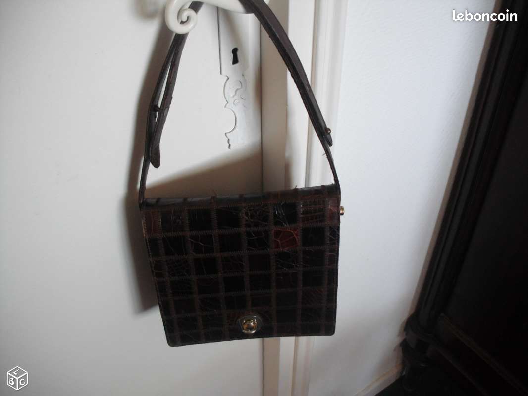 Joli petit sac en croco vintage (image 1)