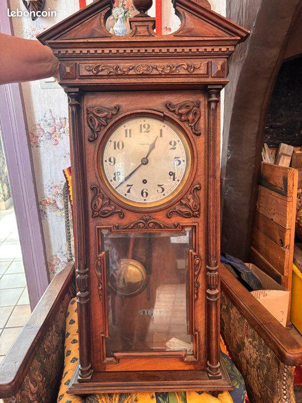 Ancienne horloge à carillon (image 1)