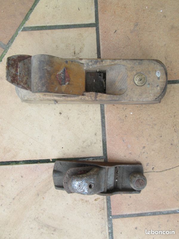 Deux petits rabots anciens (image 2)