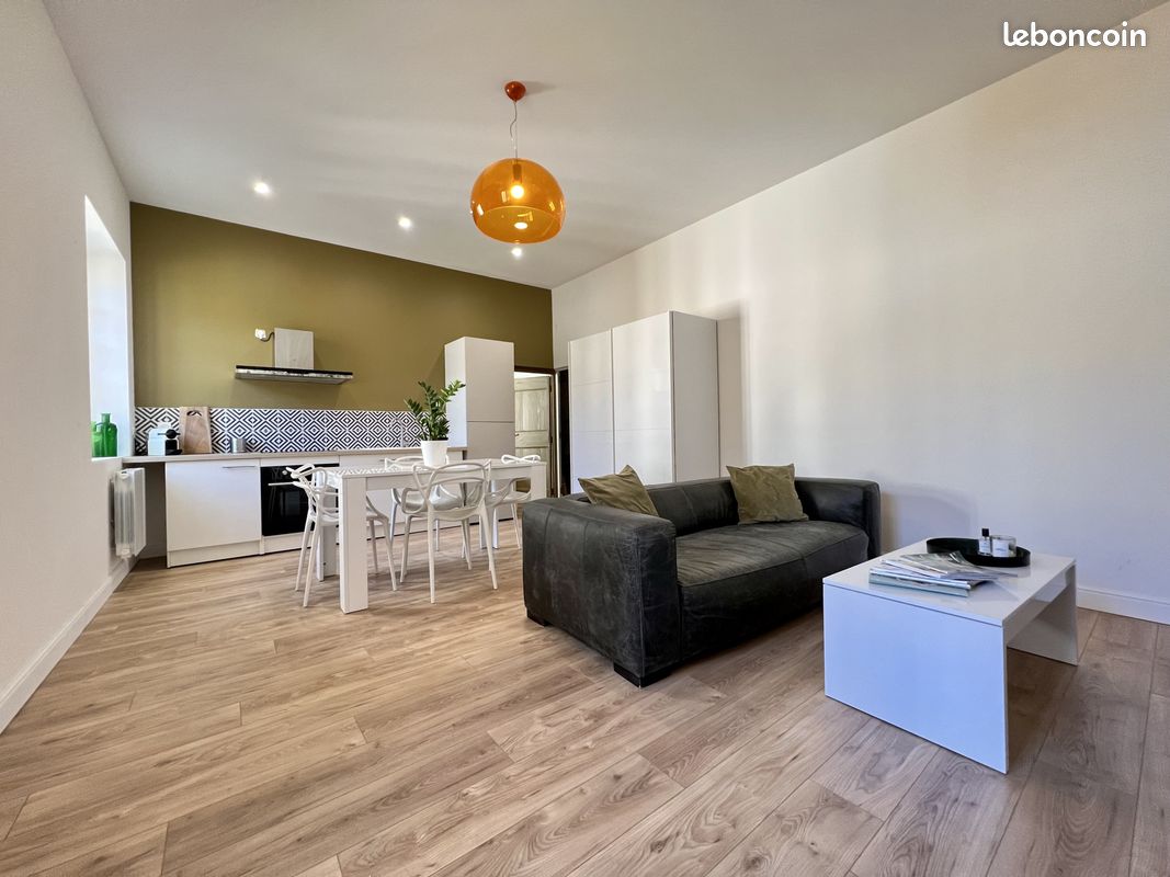 Appartement 3 pièces 93 m² · à Carcassonne · 93 m² · 145 000 €