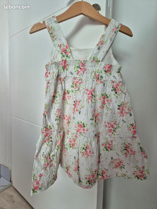 Lot vêtements fille 4 ans (image 16)