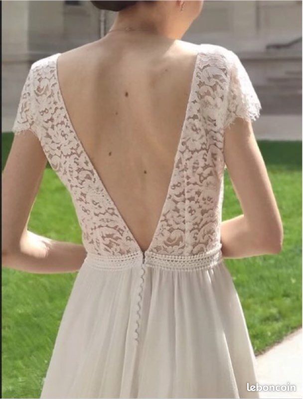 Robe de mariée midi, dos nu en V, dentelle (image 1)