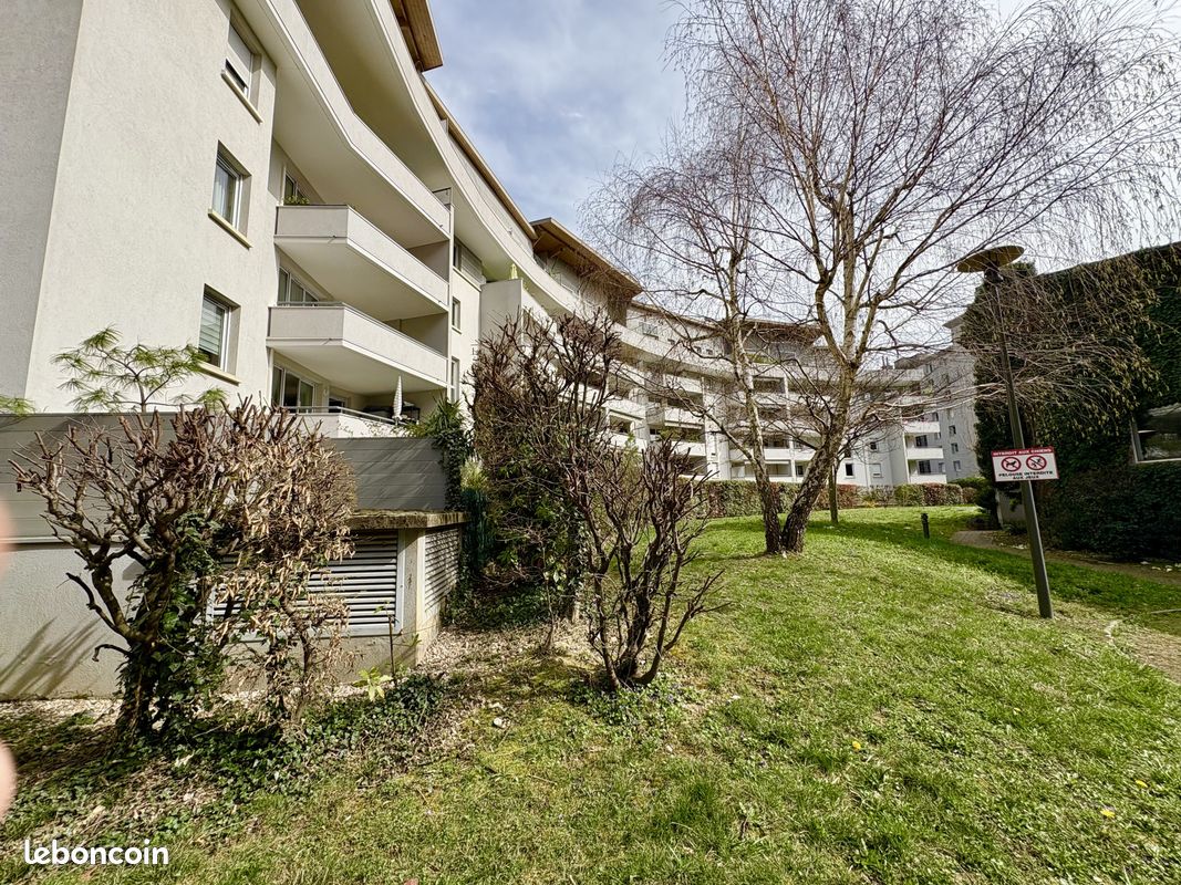 Appartement 3 pièces 71 m² · à Grenoble · 71 m² · 225 000 €
