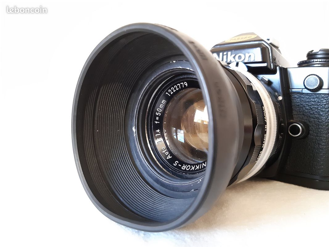 Parasoleil Nikon HB-N101 Pour Objectif 1 NIKKOR 10-30 Mm - Réduction Reflets, Montage Baïonnette