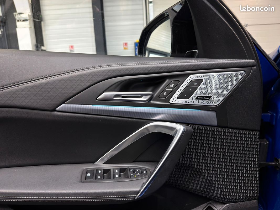 Bmw X2 M35I XDRIVE 300 CV M PERFORMANCE TOIT PANORAMIQUE - CAMERA 360 - HARMAN KARDON (image 22)