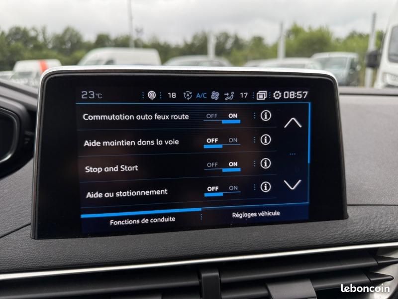 Peugeot 3008 1.2 PureTech 130ch S&S Allure (image 22)
