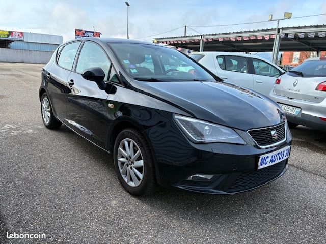 Seat ibiza 1.2 60 chevaux I-TECH , garantie national (image 2)