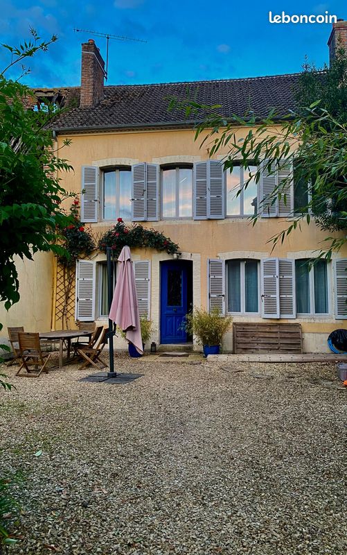 Maison 6 pièces 175 m² · à Champignelles · 175 m² · 135 500 €