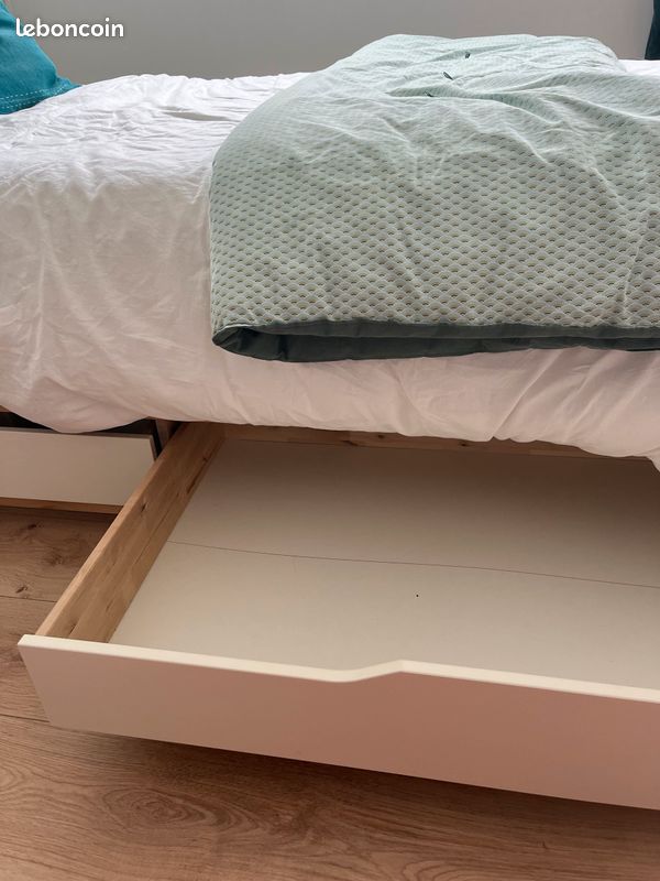 Lit a coffres 140x200 cm + Tête de lit IKEA casi neuf (image 5)