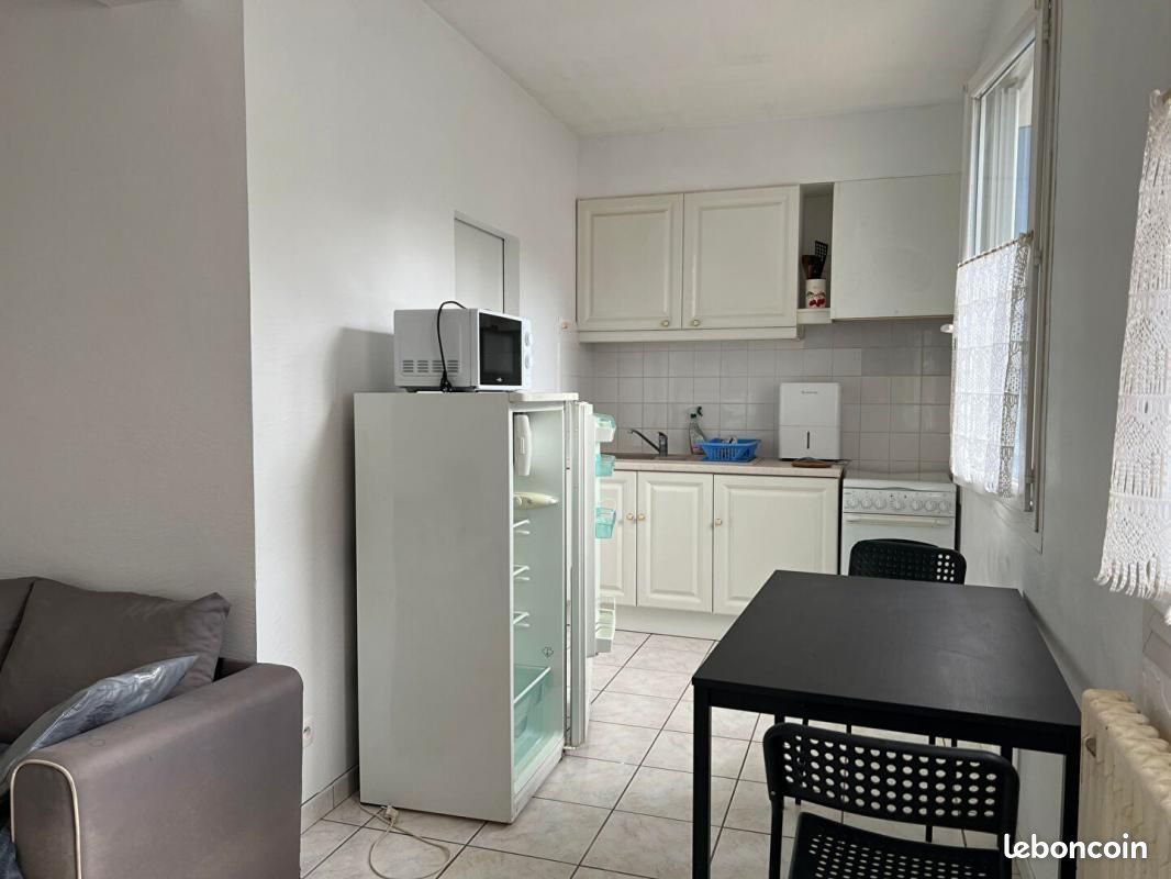 Appartement 1 pièce 30 m² - Saint-Gelais 79410 (image 2)