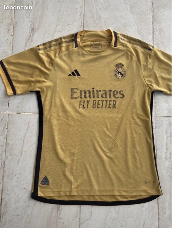 Lot de maillots de foot Adidas du Real de Madrid (image 3)