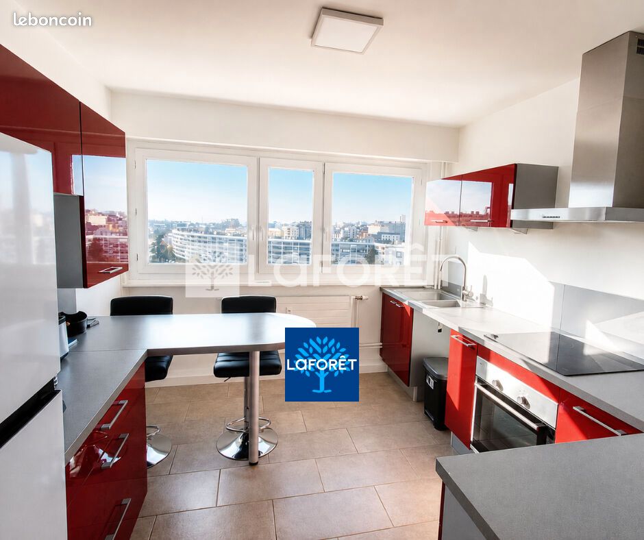 Appartement 3 pièces 67 m² · à Roanne · 67 m² · 720 €