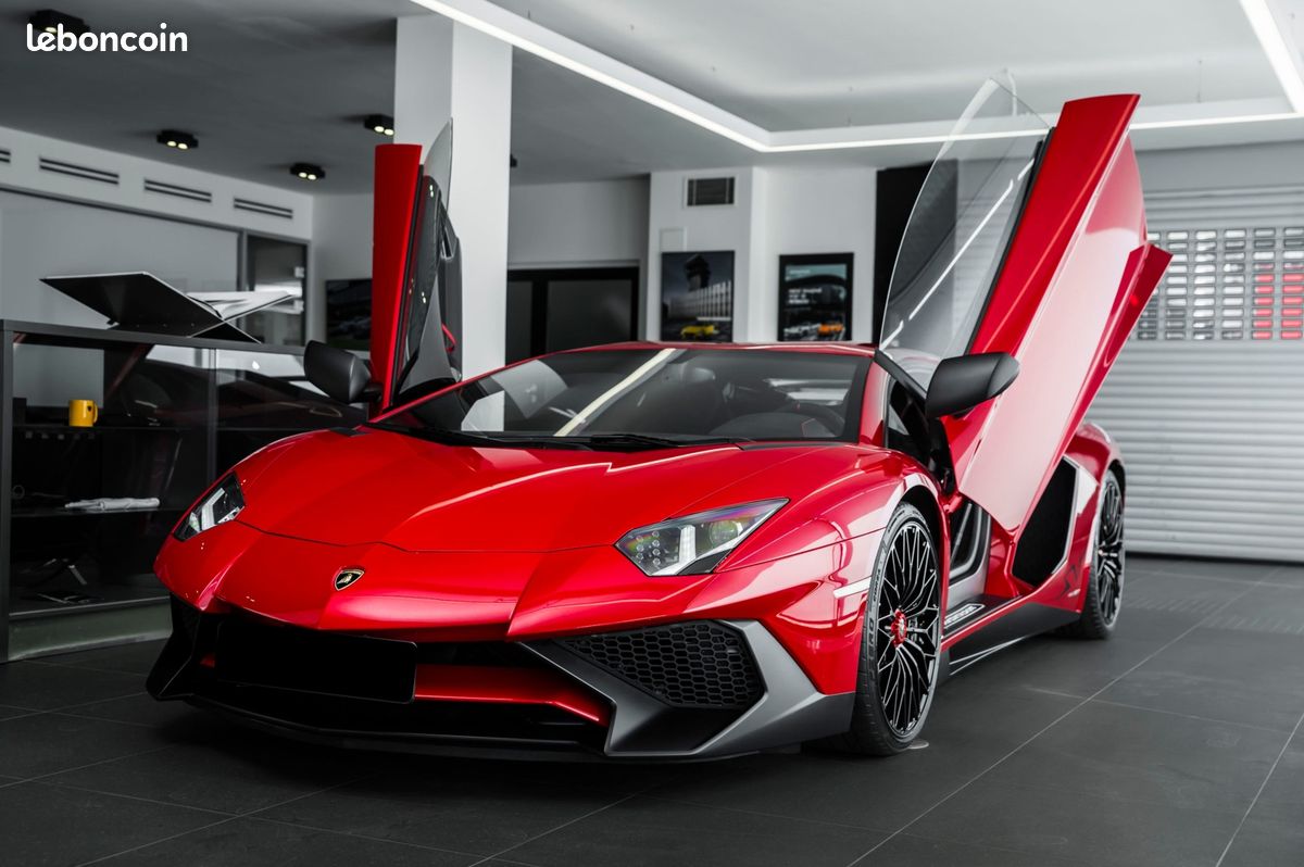 Lamborghini Aventador SV Coupé LP750-4 V12 6.5 750 ch (image 1)