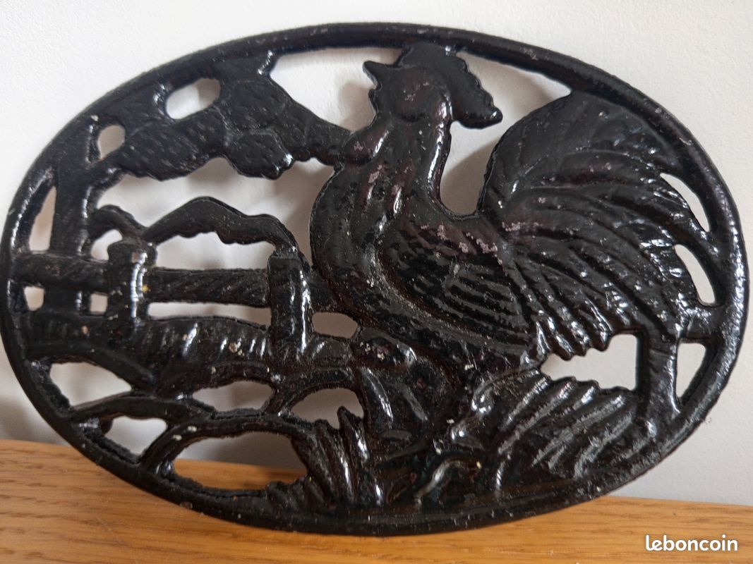 Dessous De Plat Fer Forgé, 3 Libellules, Circulaire, Marron, Métal, Superbe état