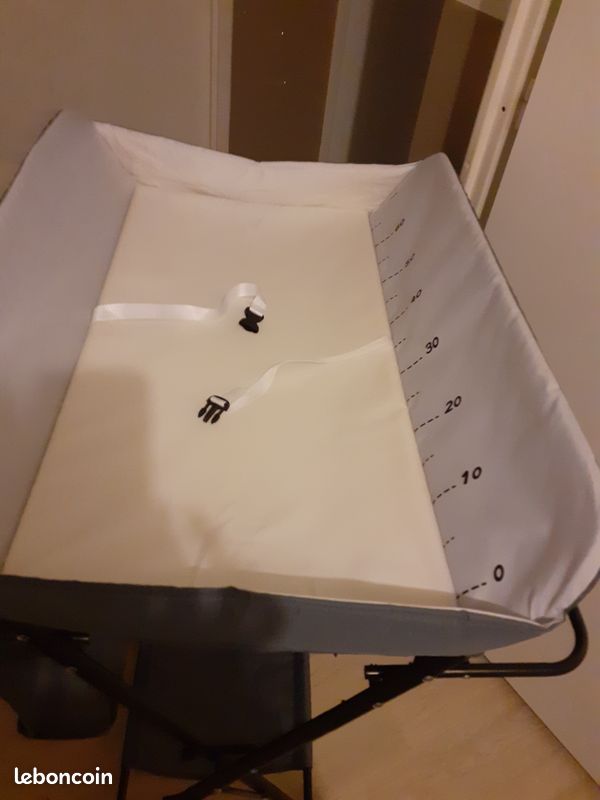 Table a langer grise neuve (image 2)