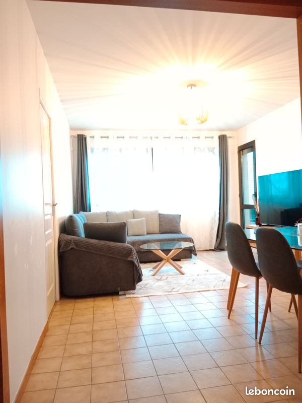 Appartement 4 pièces 78 m² · à Viry-Châtillon · 77,6 m² · 175 000 €