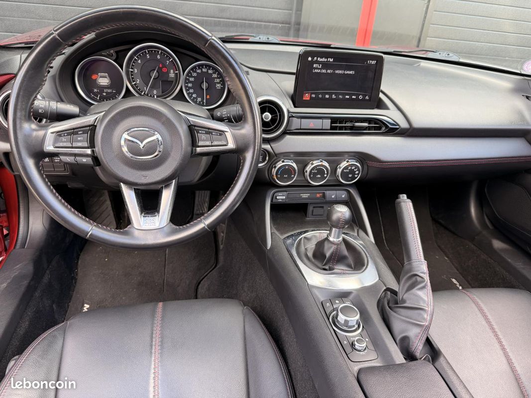 Mazda mx-5 roadster rf 2.0 skyactiv-g 185 selection toit rigide (image 11)