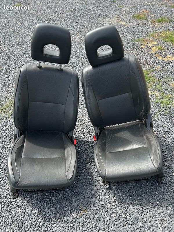 Intérieur cuir Suzuki grand vitara (image 2)