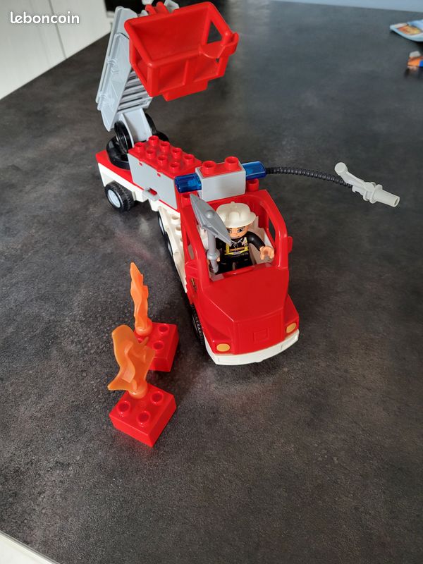 Camion pompier lego (image 1)