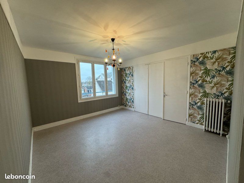 Appartement 2 pièces 47 m² · à Noyon · 47 m² · 75 000 €